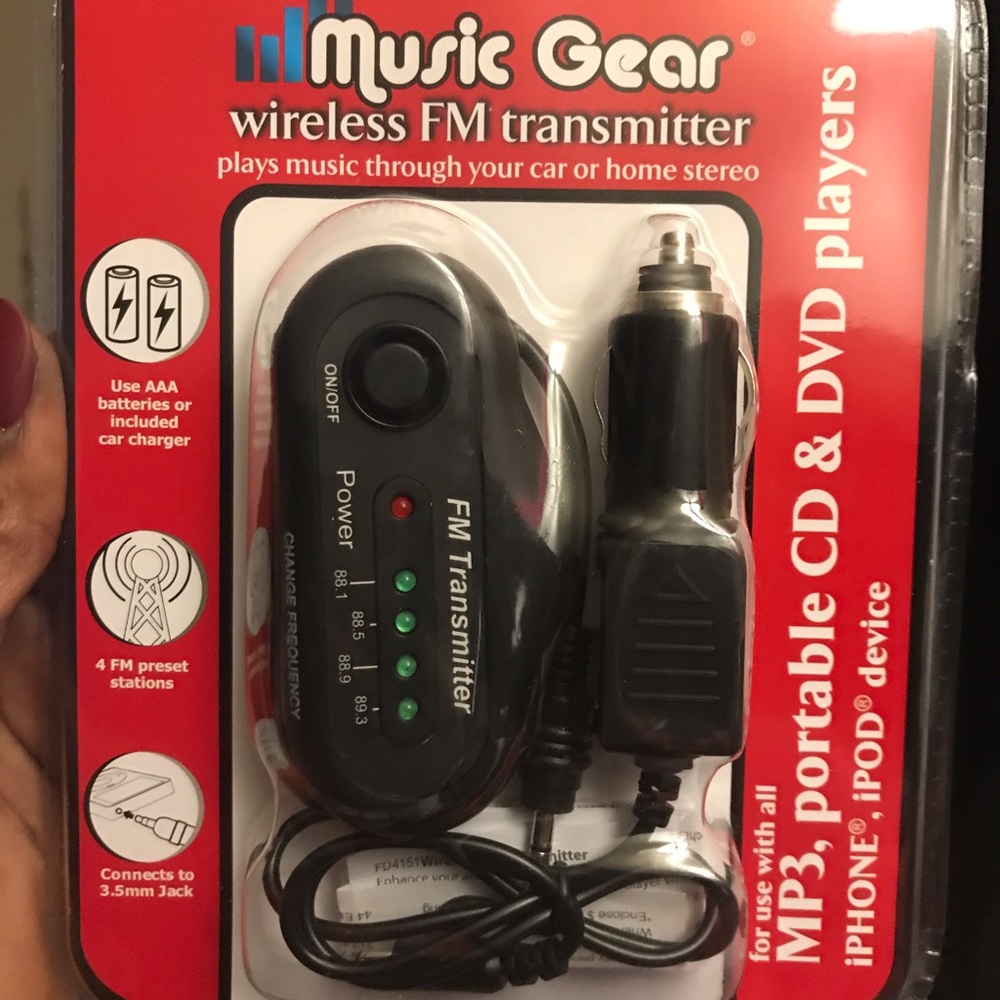 Music Gear Wireless FM Transmitter